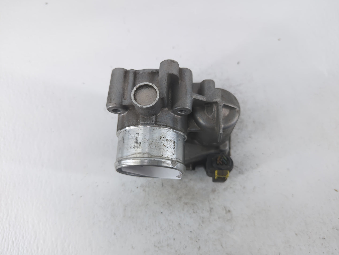 2013-2016 Ford Escape Throttle Body P/N:7S7G-9F991-CA Fits Fits 2013 2014 2015 2016 2017 2018 2019 OEM Used Auto Parts - Oem