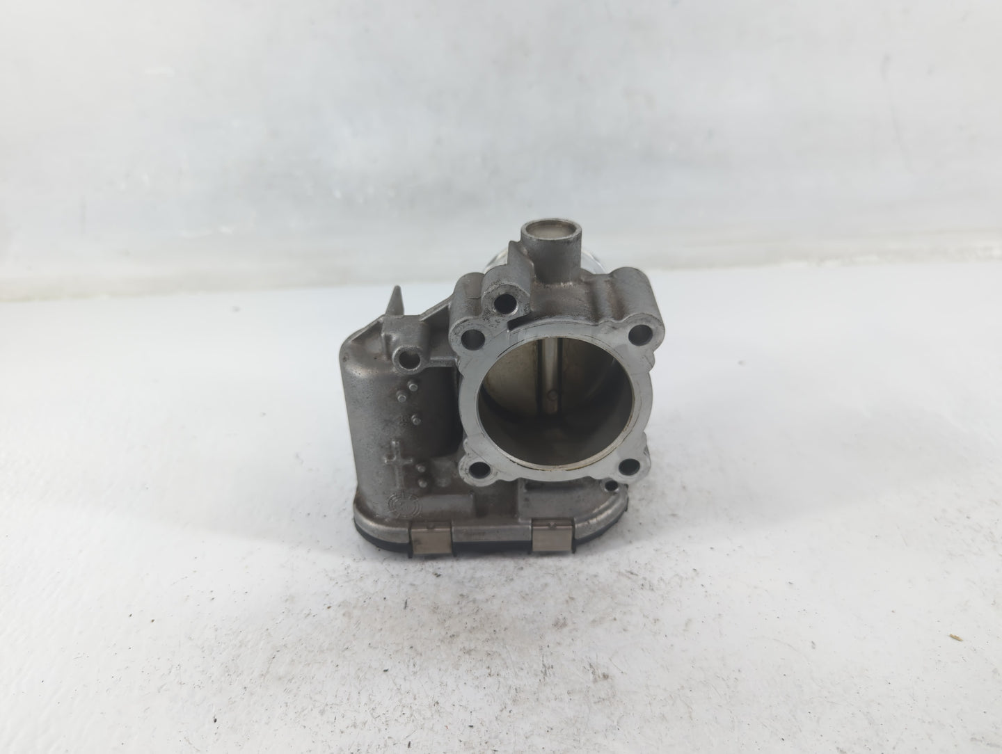 2013-2016 Ford Escape Throttle Body P/N:7S7G-9F991-CA Fits Fits 2013 2014 2015 2016 2017 2018 2019 OEM Used Auto Parts - Oem