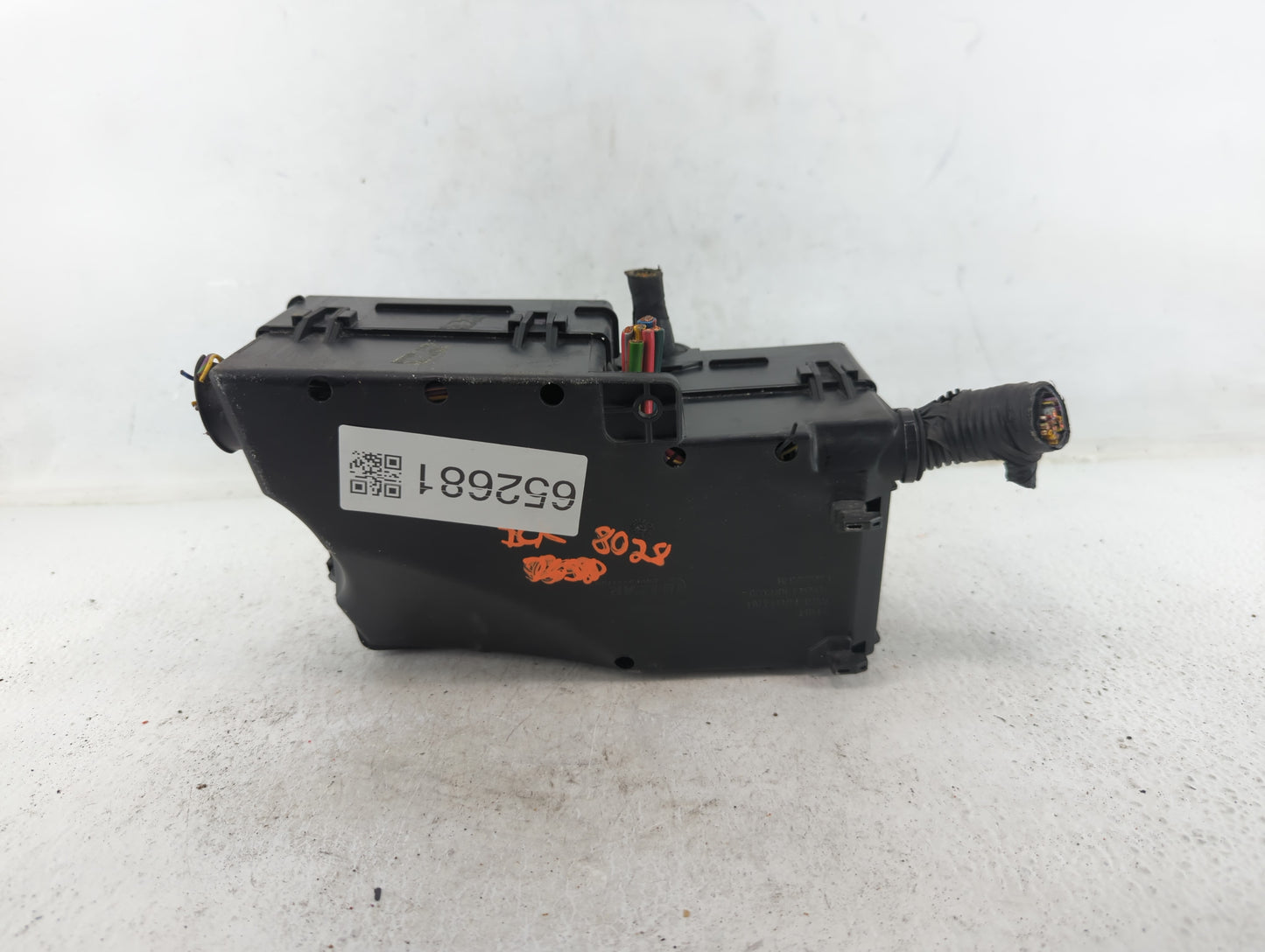 2013-2016 Ford Escape Fusebox Fuse Box Panel Relay Module P/N:E02345500 AV6T-14A067-AD Fits Fits 2013 2014 2015 2016 OEM Use
