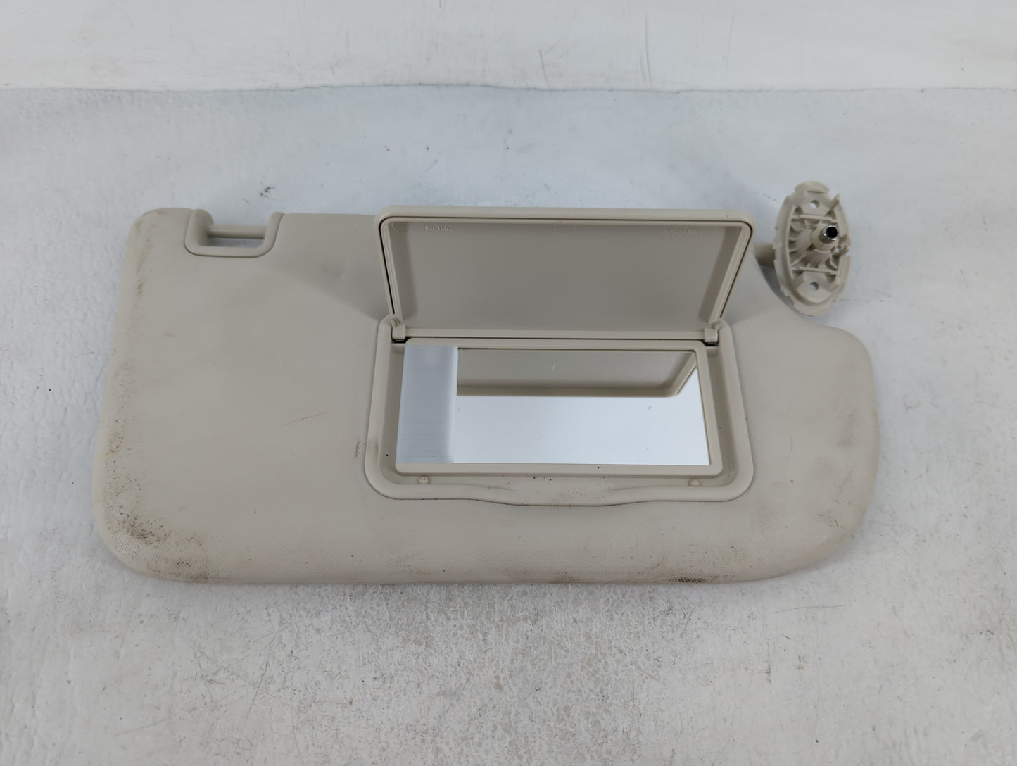 2013-2019 Ford Escape Sun Visor Shade Replacement Passenger Right Mirror Fits Fits 2013 2014 2015 2016 2017 2018 2019 OEM Us