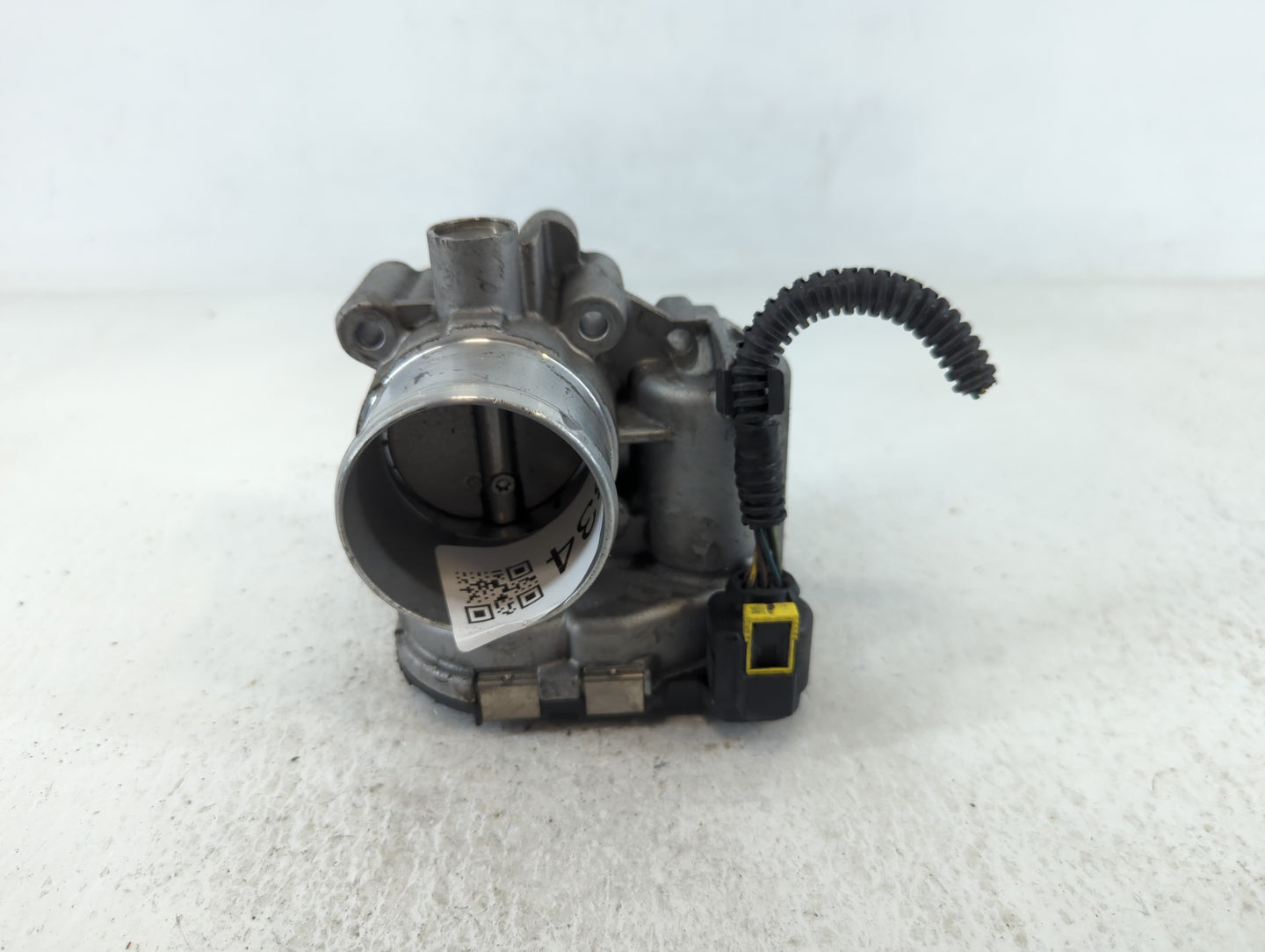2013-2016 Ford Escape Throttle Body P/N:7S7G-9F991-CA Fits Fits 2013 2014 2015 2016 2017 2018 2019 OEM Used Auto Parts - Oem