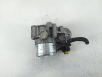 2013-2016 Ford Escape Throttle Body P/N:7S7G-9F991-CA Fits Fits 2013 2014 2015 2016 2017 2018 2019 OEM Used Auto Parts - Oem