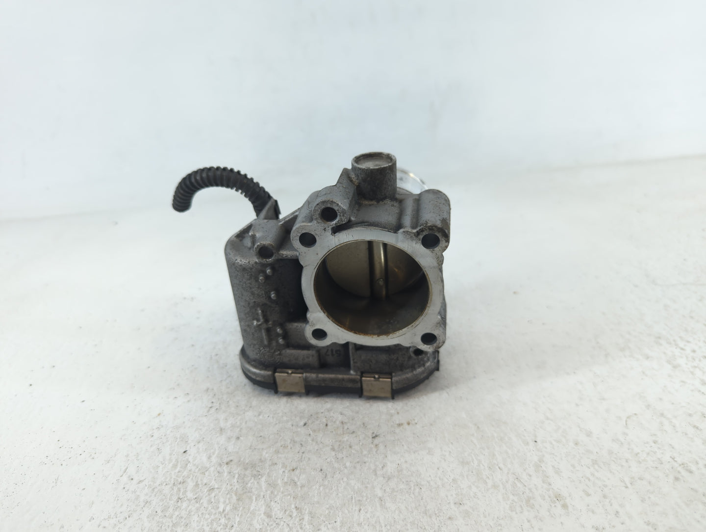 2013-2016 Ford Escape Throttle Body P/N:7S7G-9F991-CA Fits Fits 2013 2014 2015 2016 2017 2018 2019 OEM Used Auto Parts - Oem