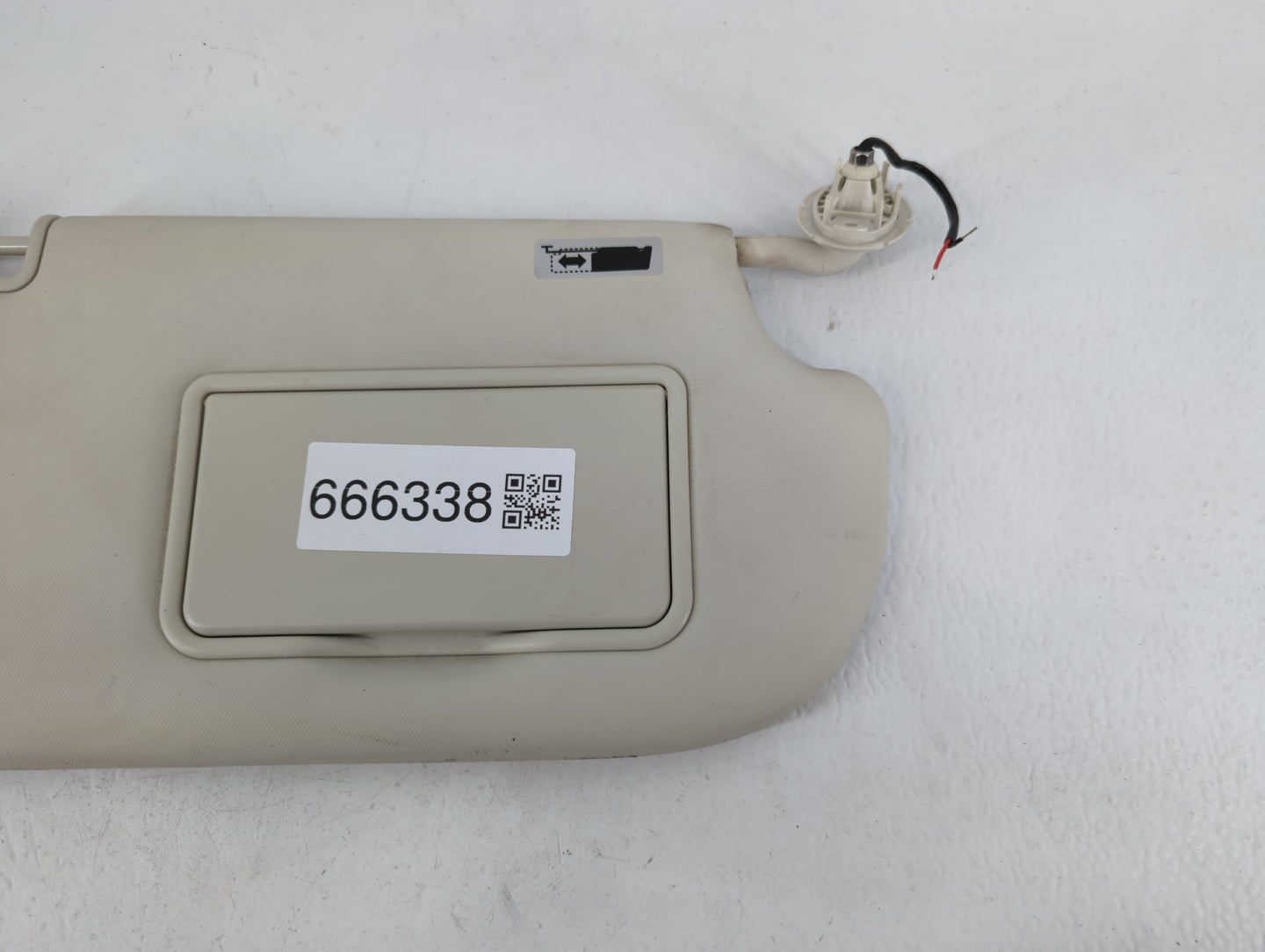 2013-2019 Ford Escape Sun Visor Shade Replacement Passenger Right Mirror Fits Fits 2013 2014 2015 2016 2017 2018 2019 OEM Us