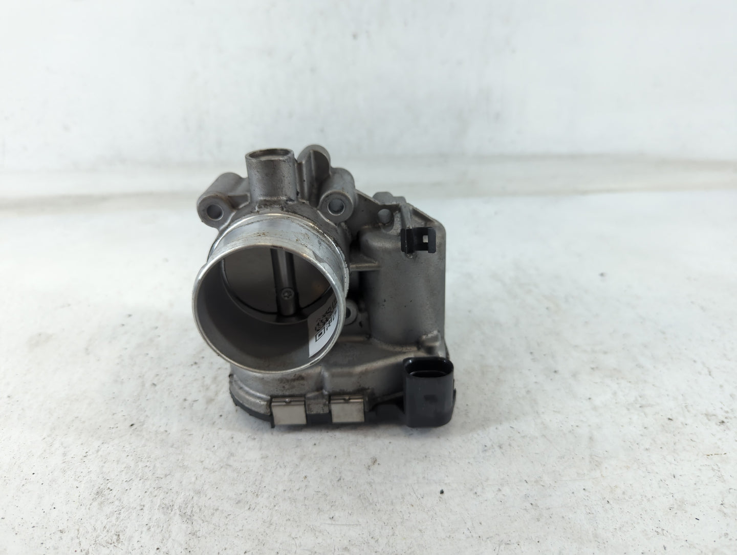 2013-2016 Ford Escape Throttle Body P/N:7S7G-9F991-CA Fits Fits 2013 2014 2015 2016 2017 2018 2019 OEM Used Auto Parts - Oem