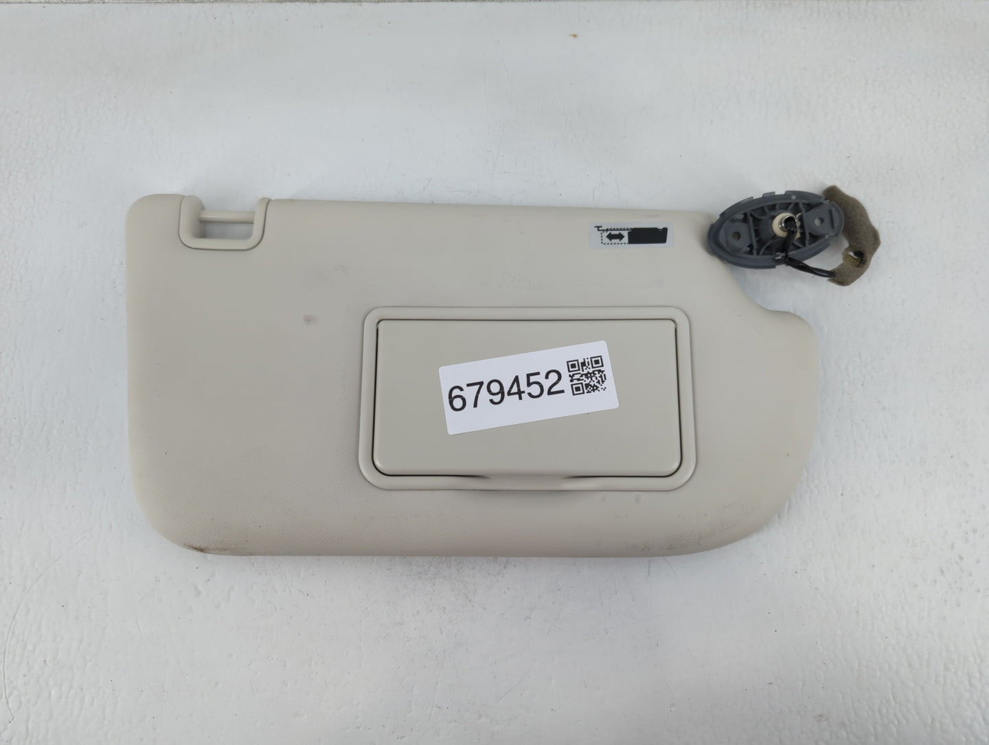 2013-2019 Ford Escape Sun Visor Shade Replacement Passenger Right Mirror Fits Fits 2013 2014 2015 2016 2017 2018 2019 OEM Us