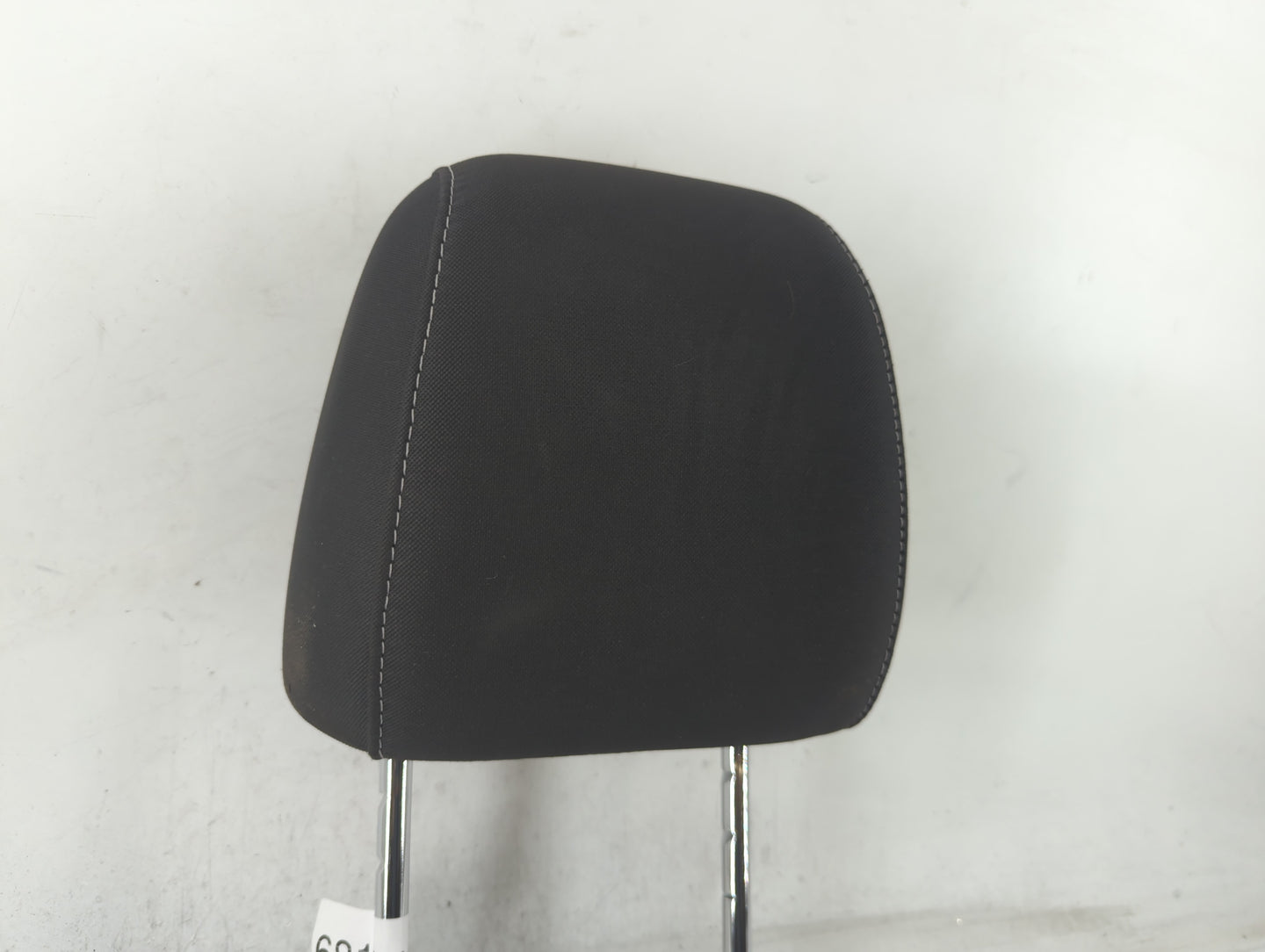 2016 Ford Escape Headrest Head Rest Front Driver Passenger Seat Fits OEM Used Auto Parts - Oemusedautoparts1.com