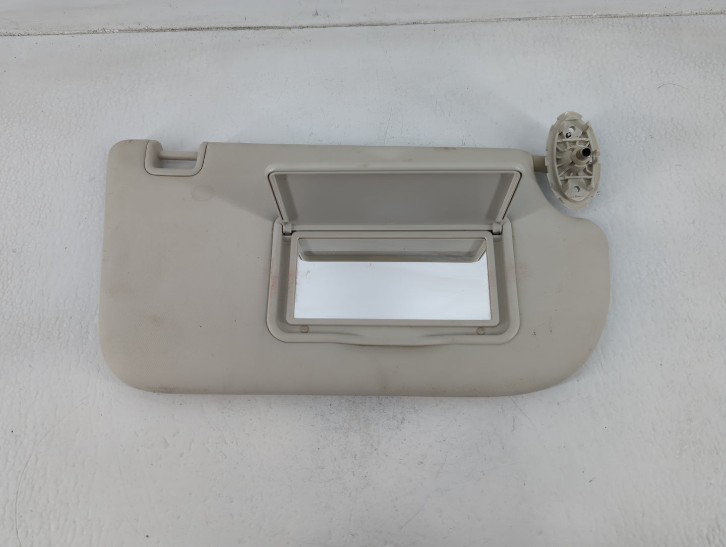 2013-2019 Ford Escape Sun Visor Shade Replacement Passenger Right Mirror Fits Fits 2013 2014 2015 2016 2017 2018 2019 OEM Us