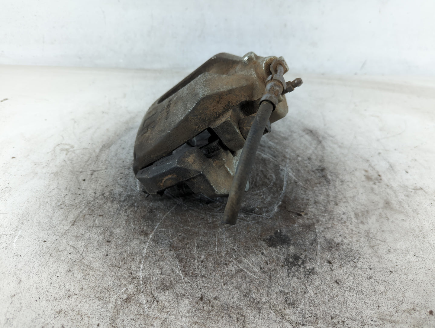 2013-2019 Ford Escape Front Driver Left Brake Caliper - Oemusedautoparts1.com