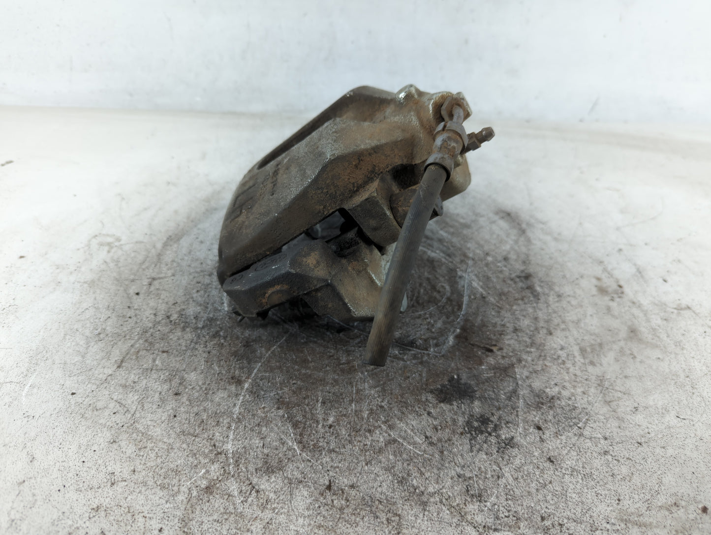 2013-2019 Ford Escape Front Driver Left Brake Caliper - Oemusedautoparts1.com