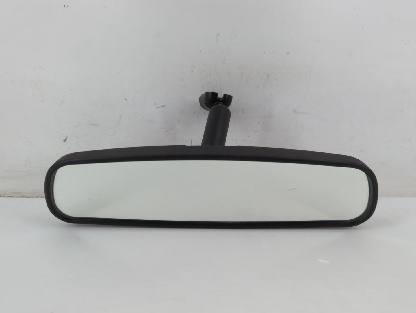 2001-2016 Ford Escape Interior Rear View Mirror Replacement OEM P/N:E8011681 Fits OEM Used Auto Parts - Oemusedautoparts1.co