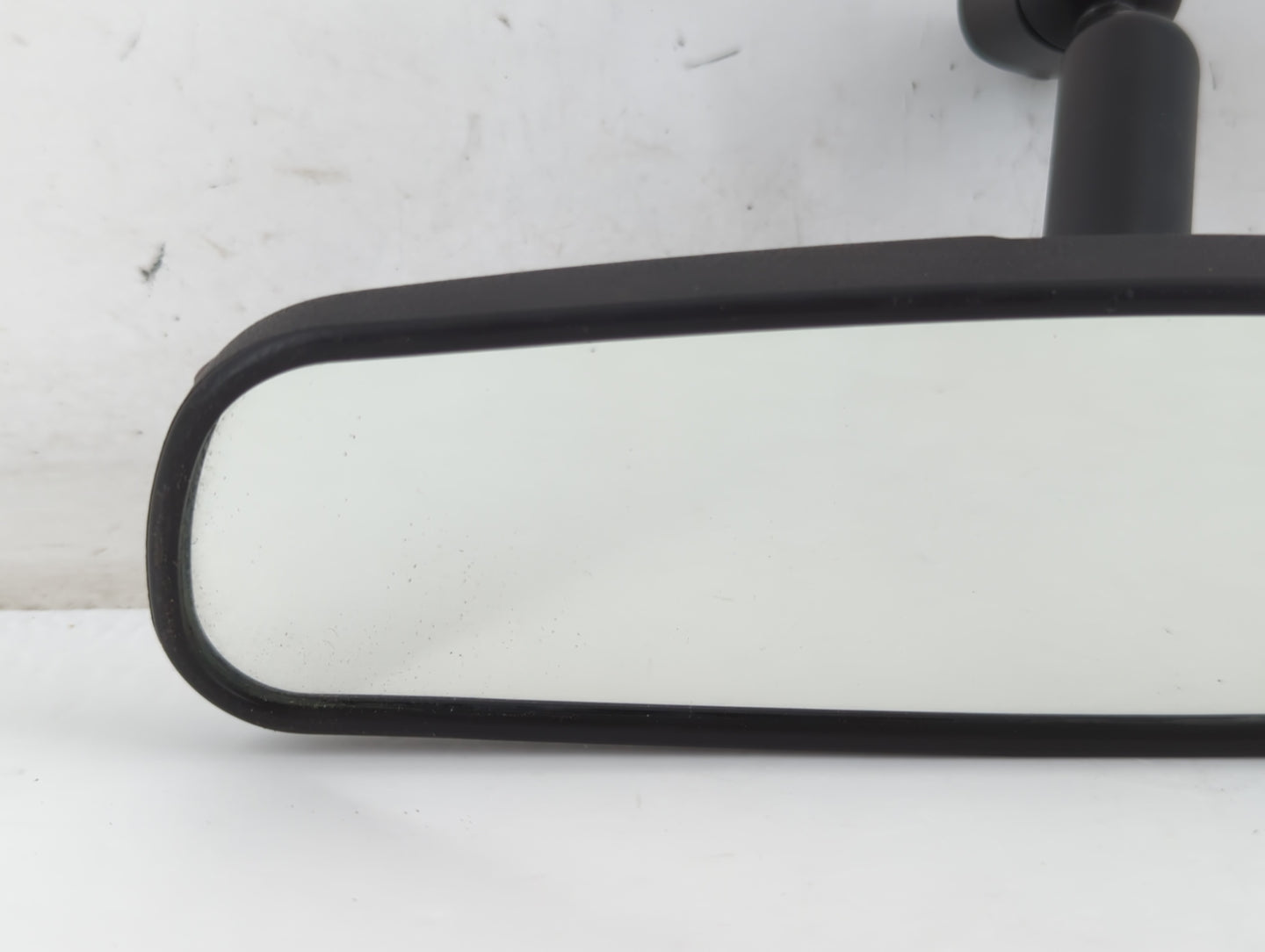 2001-2016 Ford Escape Interior Rear View Mirror Replacement OEM P/N:E8011681 Fits OEM Used Auto Parts - Oemusedautoparts1.co