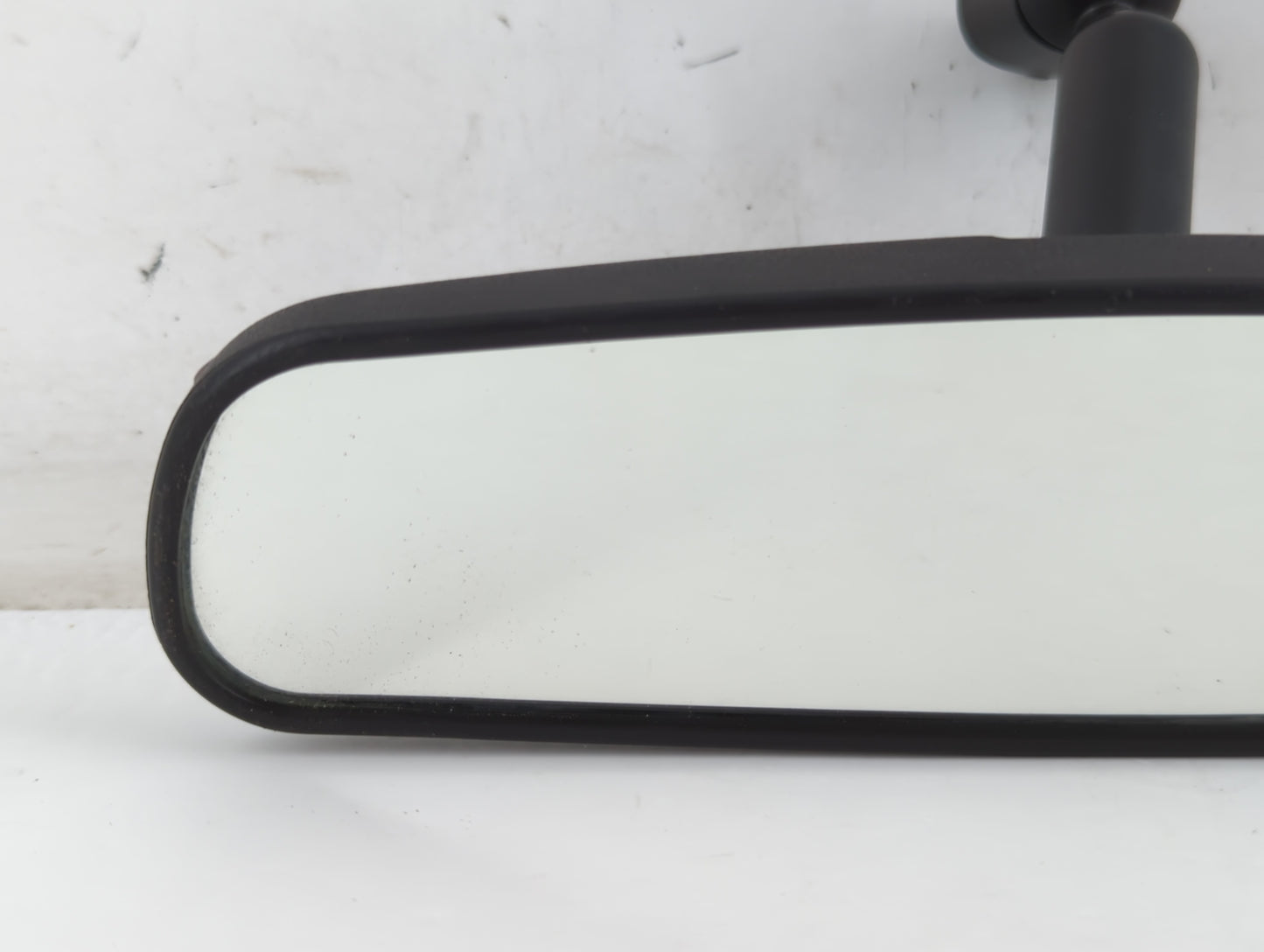 2001-2016 Ford Escape Interior Rear View Mirror Replacement OEM P/N:E8011681 Fits OEM Used Auto Parts - Oemusedautoparts1.co