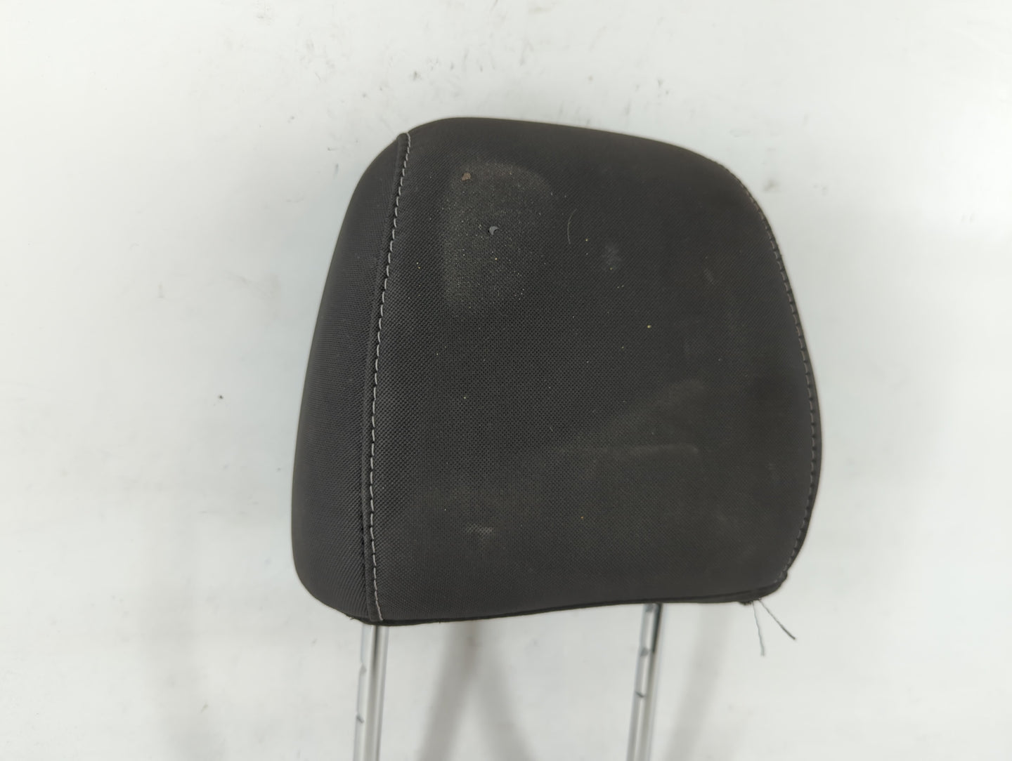 2016-2019 Ford Escape Headrest Head Rest Front Driver Passenger Seat Fits Fits 2016 2017 2018 2019 OEM Used Auto Parts - Oem