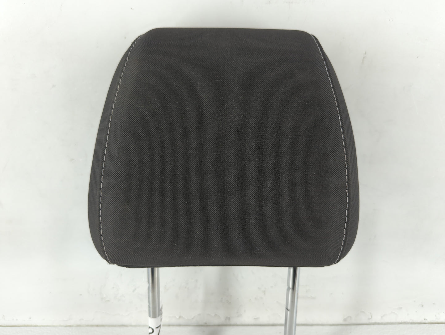 2016-2019 Ford Escape Headrest Head Rest Front Driver Passenger Seat Fits Fits 2016 2017 2018 2019 OEM Used Auto Parts - Oem