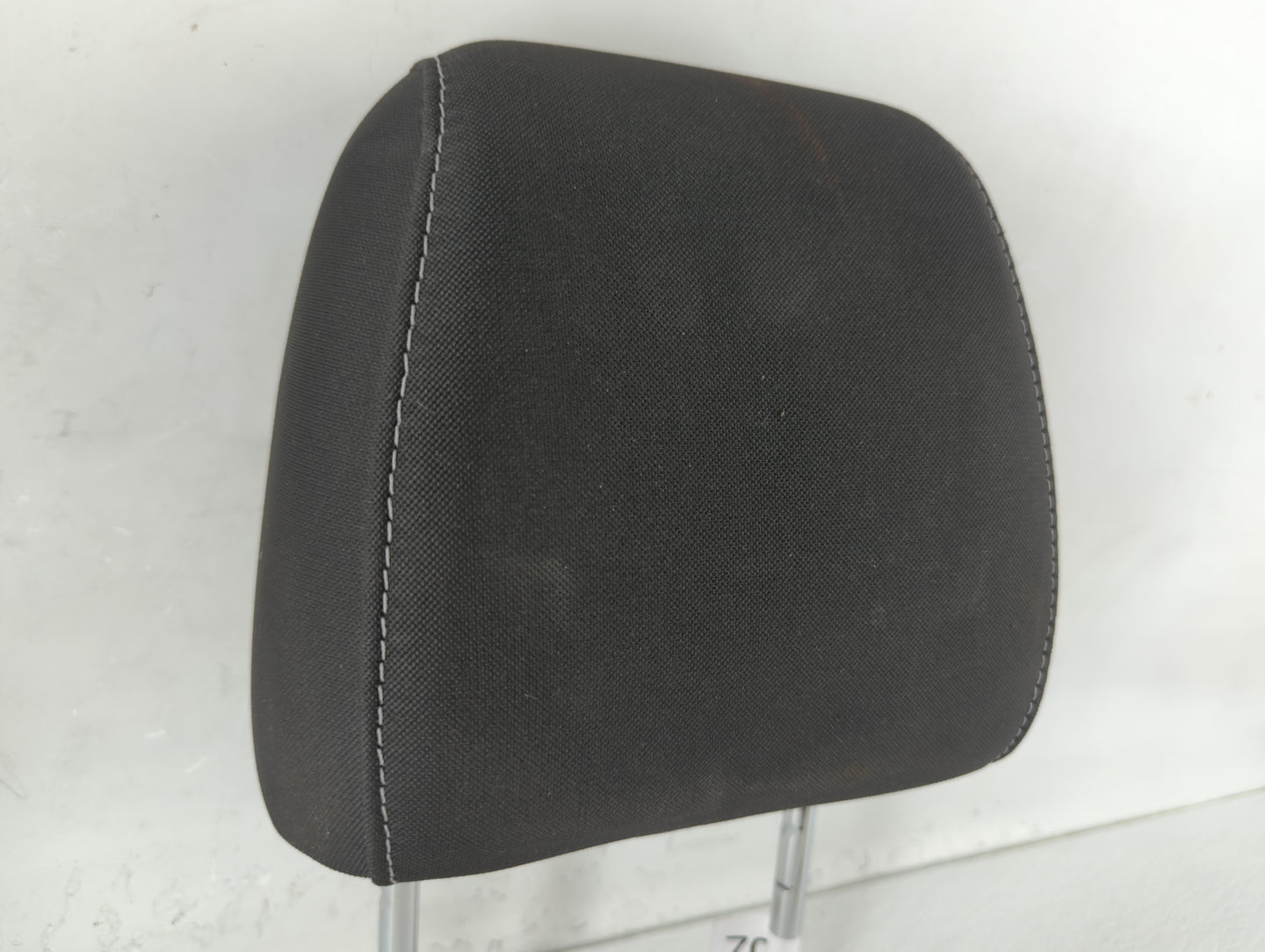 2016-2019 Ford Escape Headrest Head Rest Front Driver Passenger Seat Fits Fits 2016 2017 2018 2019 OEM Used Auto Parts - Oem