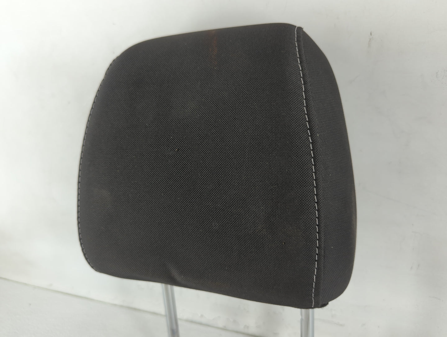 2016-2019 Ford Escape Headrest Head Rest Front Driver Passenger Seat Fits Fits 2016 2017 2018 2019 OEM Used Auto Parts - Oem