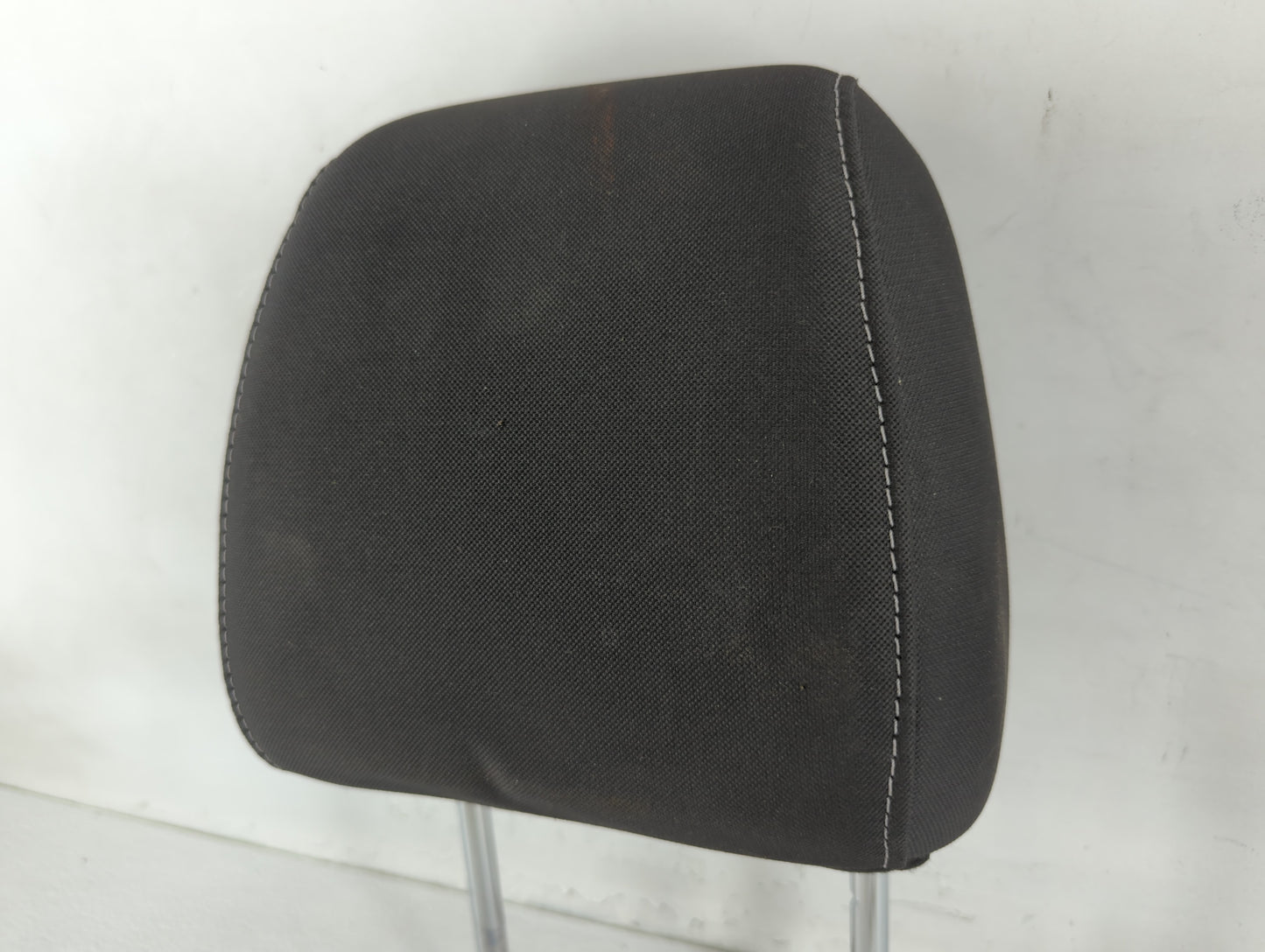 2016-2019 Ford Escape Headrest Head Rest Front Driver Passenger Seat Fits Fits 2016 2017 2018 2019 OEM Used Auto Parts - Oem