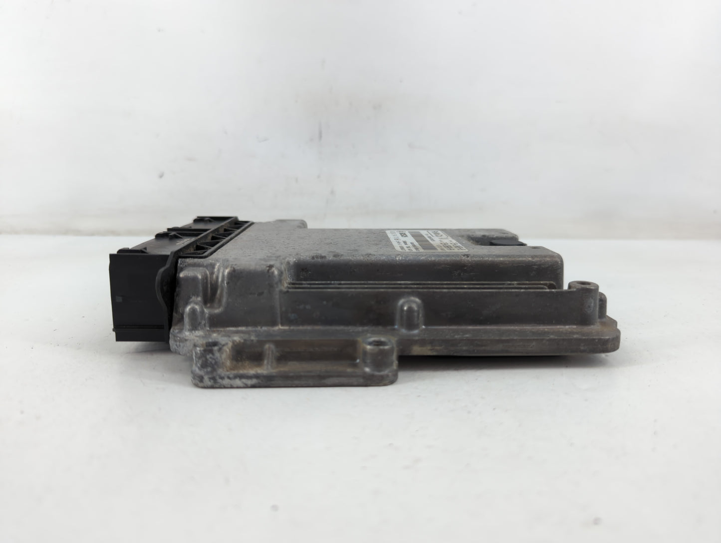 2015-2016 Ford Escape PCM Engine Control Computer ECU ECM PCU OEM P/N:FJ5A-12B684-BA FJ5A-12A650-UB Fits Fits 2015 2016 OEM 