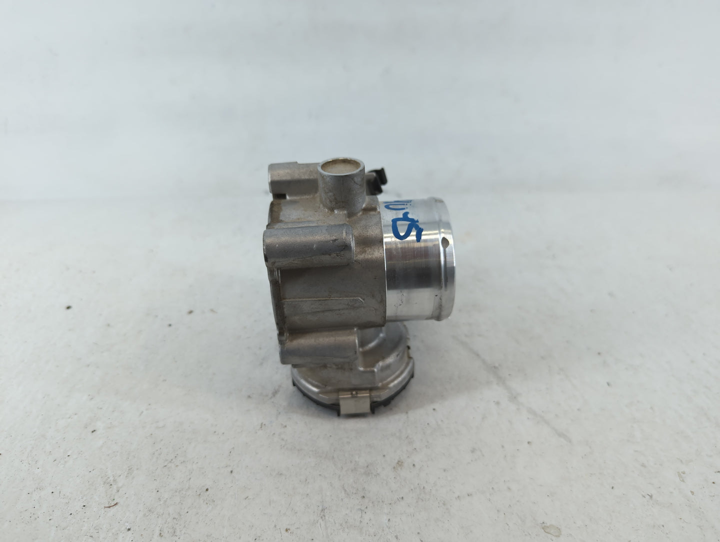 2013-2016 Ford Escape Throttle Body P/N:7S7G-9F991-CA Fits Fits 2013 2014 2015 2016 2017 2018 2019 OEM Used Auto Parts - Oem