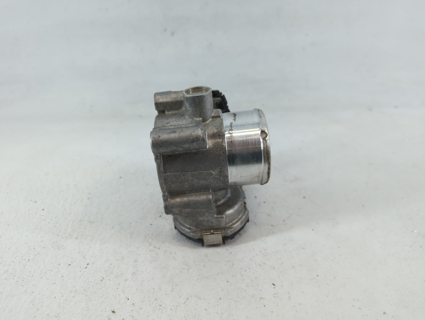 2013-2016 Ford Escape Throttle Body P/N:7S7G-9F991-CA Fits Fits 2013 2014 2015 2016 2017 2018 2019 OEM Used Auto Parts - Oem