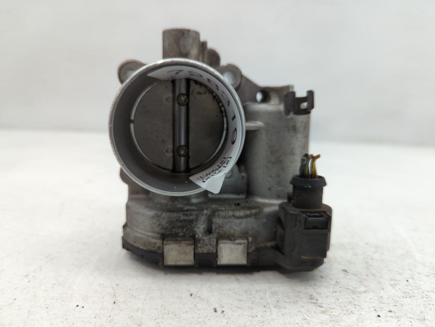 2013-2016 Ford Escape Throttle Body P/N:7S7G-9F991-CA Fits Fits 2013 2014 2015 2016 2017 2018 2019 OEM Used Auto Parts - Oem