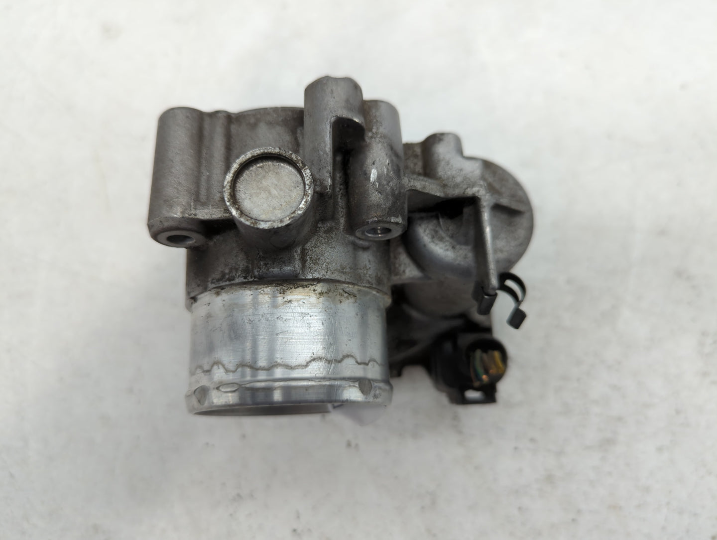 2013-2016 Ford Escape Throttle Body P/N:7S7G-9F991-CA Fits Fits 2013 2014 2015 2016 2017 2018 2019 OEM Used Auto Parts - Oem