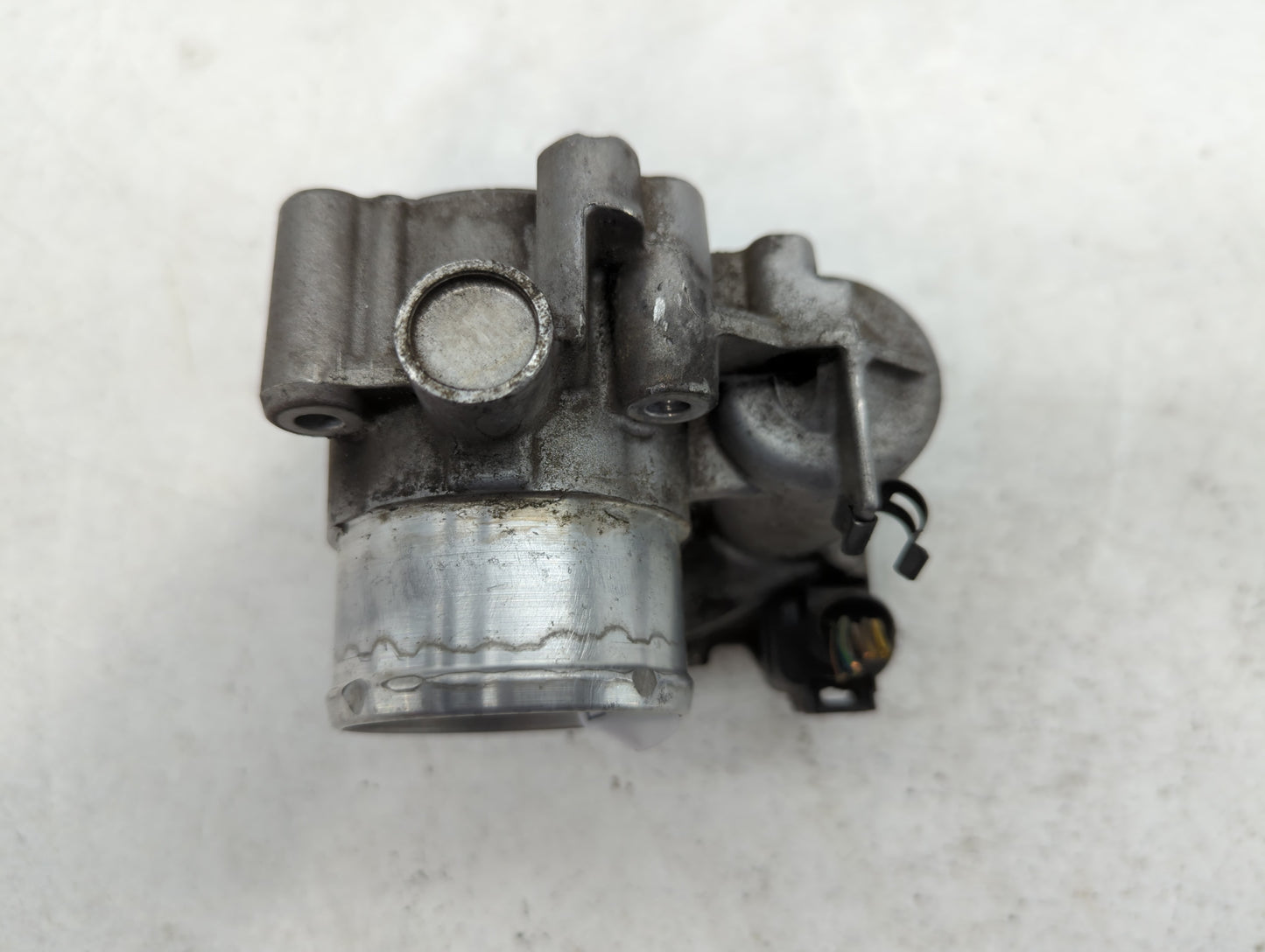 2013-2016 Ford Escape Throttle Body P/N:7S7G-9F991-CA Fits Fits 2013 2014 2015 2016 2017 2018 2019 OEM Used Auto Parts - Oem