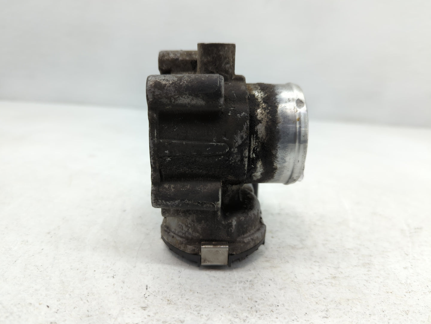 2013-2016 Ford Escape Throttle Body P/N:7S7G-9F991-CA Fits Fits 2013 2014 2015 2016 2017 2018 2019 OEM Used Auto Parts - Oem