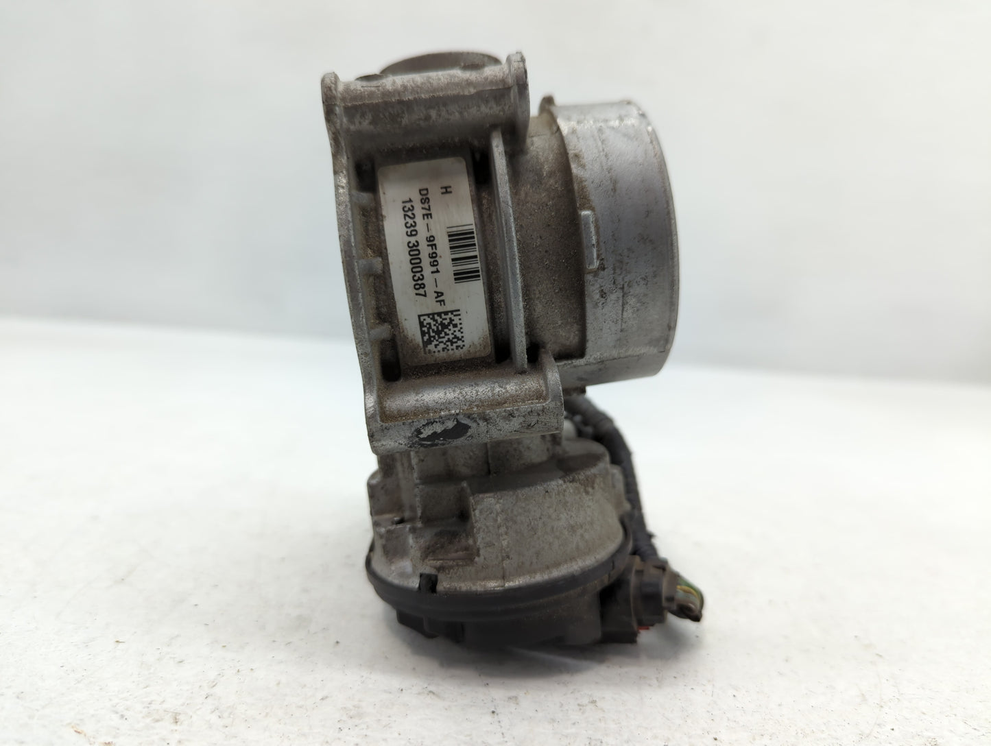 2013-2022 Ford Escape Throttle Body P/N:DS7E-9F991-AF Fits Fits 2013 2014 2015 2016 2017 2018 2019 2020 2021 2022 OEM Used A