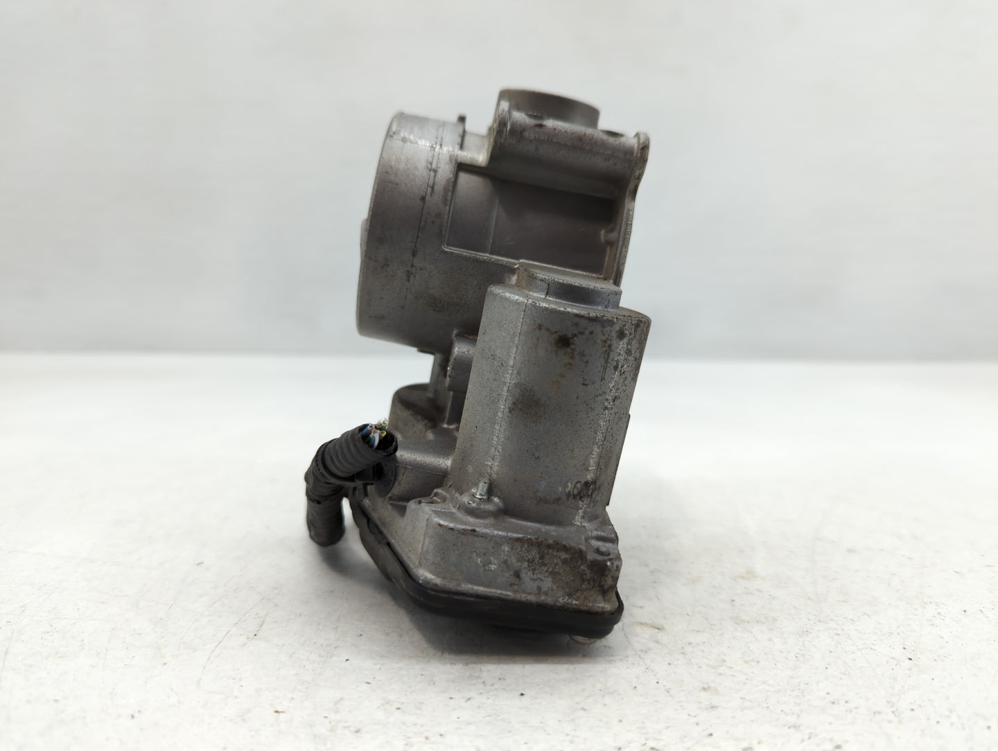 2013-2022 Ford Escape Throttle Body P/N:DS7E-9F991-AF Fits Fits 2013 2014 2015 2016 2017 2018 2019 2020 2021 2022 OEM Used A