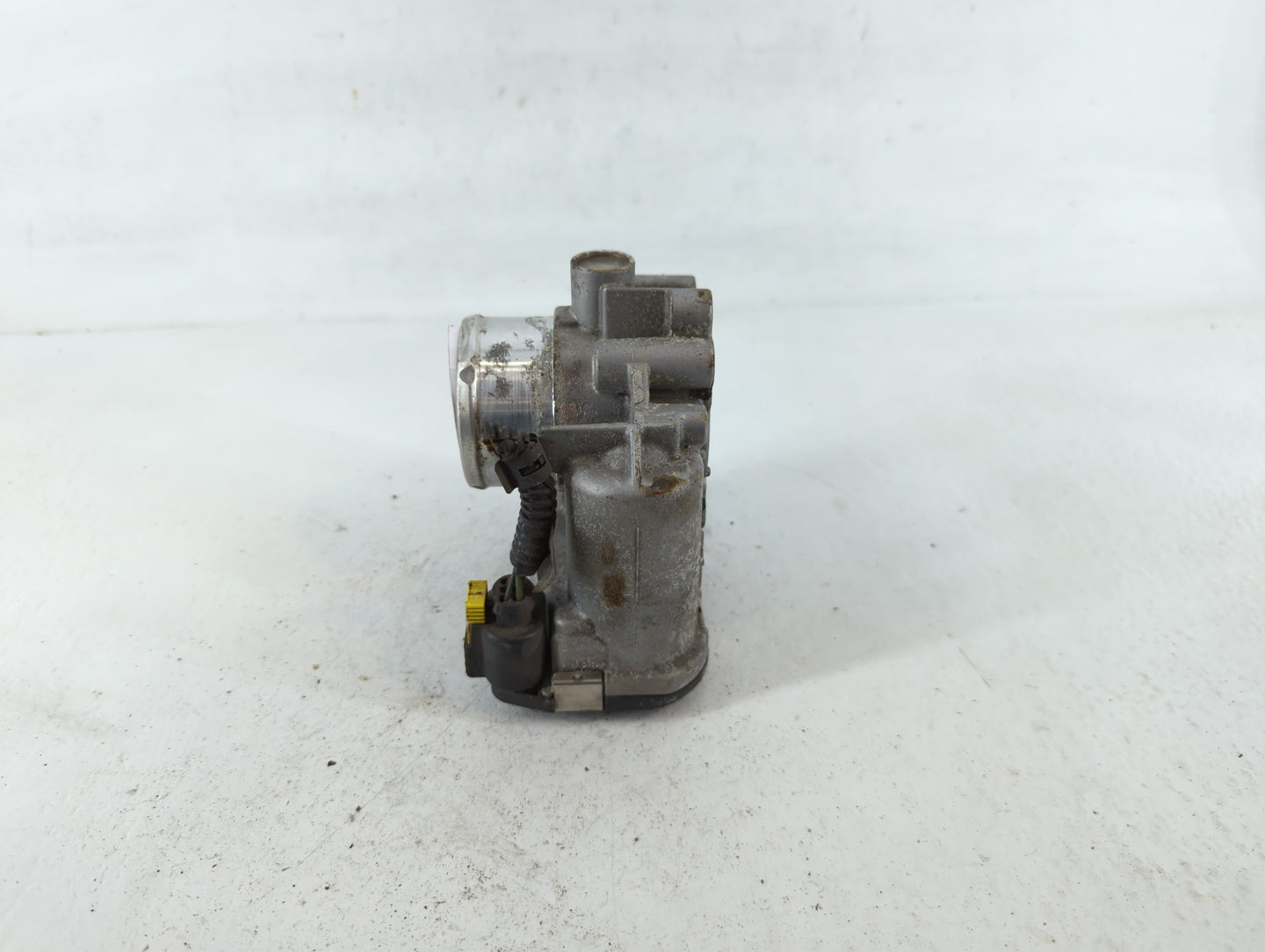 2013-2016 Ford Escape Throttle Body P/N:7S7G-9F991-CA Fits Fits 2013 2014 2015 2016 2017 2018 2019 OEM Used Auto Parts - Oem