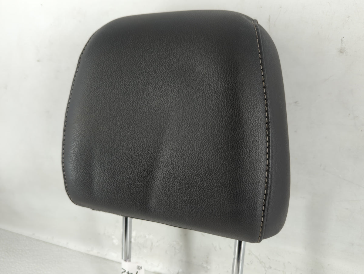 2013-2015 Ford Escape Headrest Head Rest Front Driver Passenger Seat Fits Fits 2013 2014 2015 OEM Used Auto Parts - Oemuseda