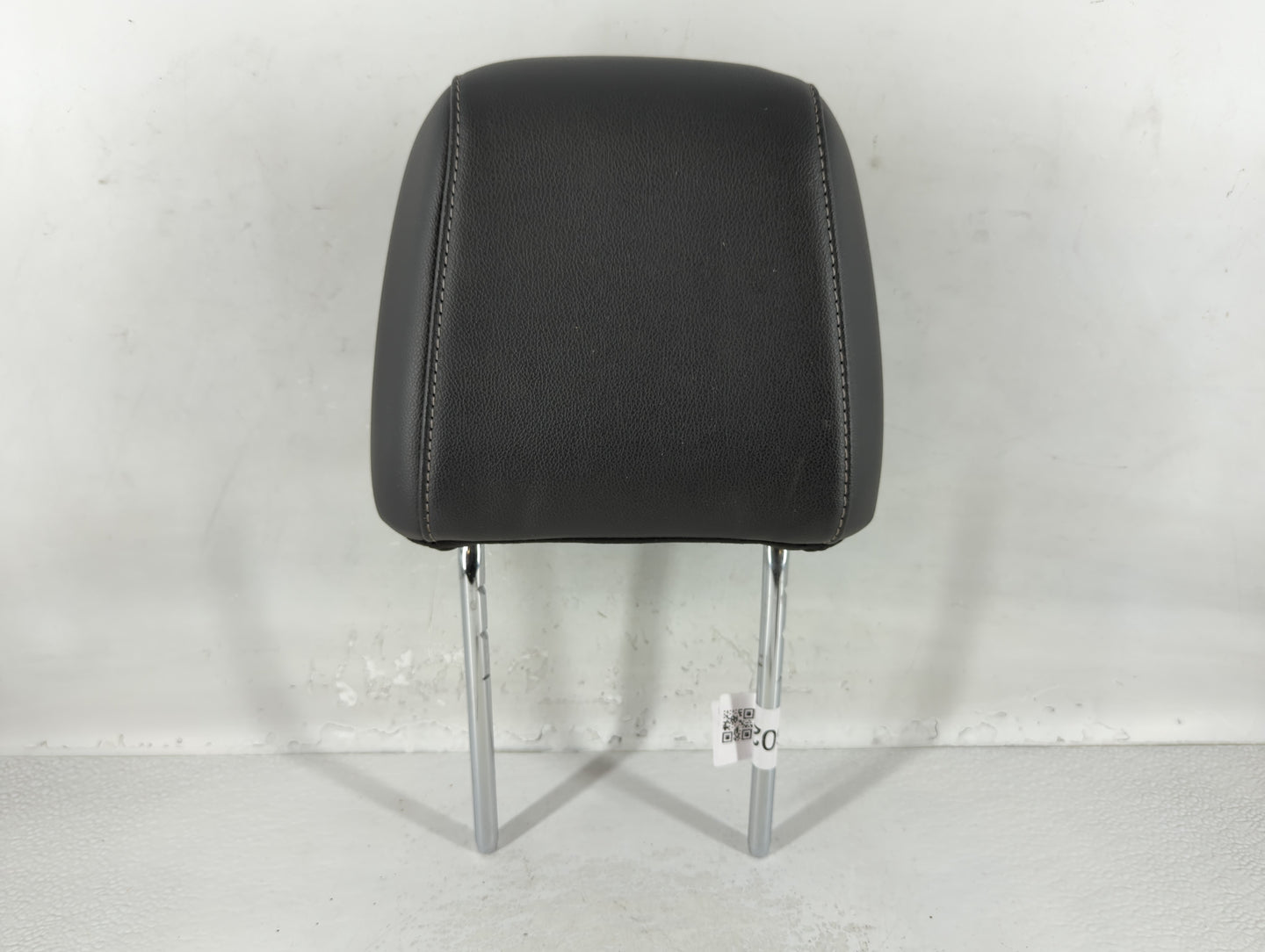 2016 Ford Escape Headrest Head Rest Front Driver Passenger Seat Fits OEM Used Auto Parts - Oemusedautoparts1.com
