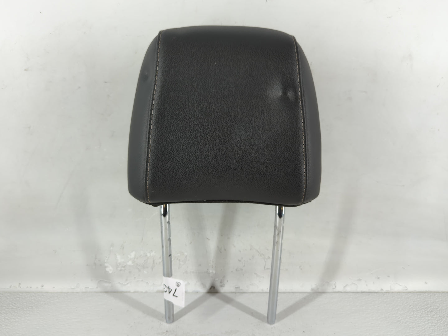 2016 Ford Escape Headrest Head Rest Front Driver Passenger Seat Black - Oemusedautoparts1.com