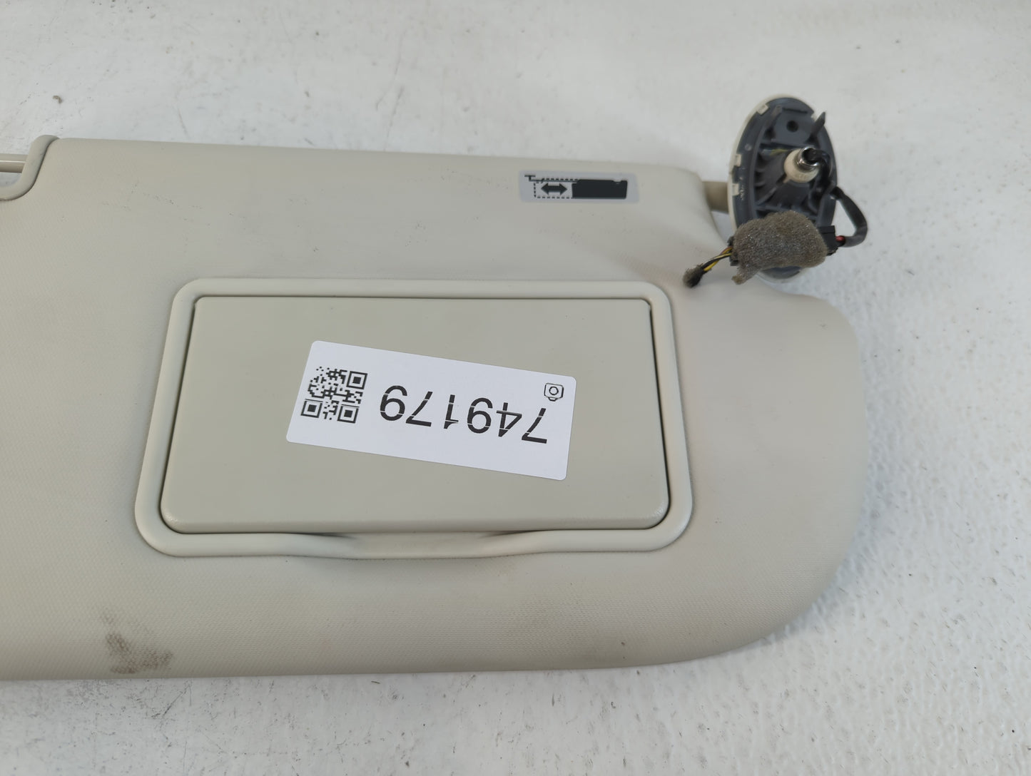 2013-2019 Ford Escape Sun Visor Shade Replacement Passenger Right Mirror Fits Fits 2013 2014 2015 2016 2017 2018 2019 OEM Us