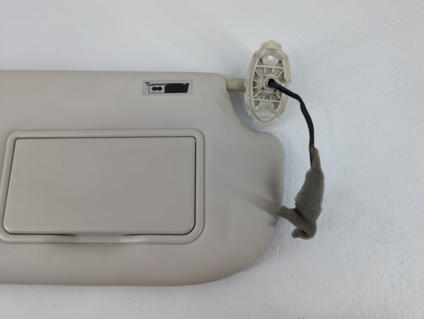 2013-2019 Ford Escape Sun Visor Shade Replacement Passenger Right Mirror Fits Fits 2013 2014 2015 2016 2017 2018 2019 OEM Us