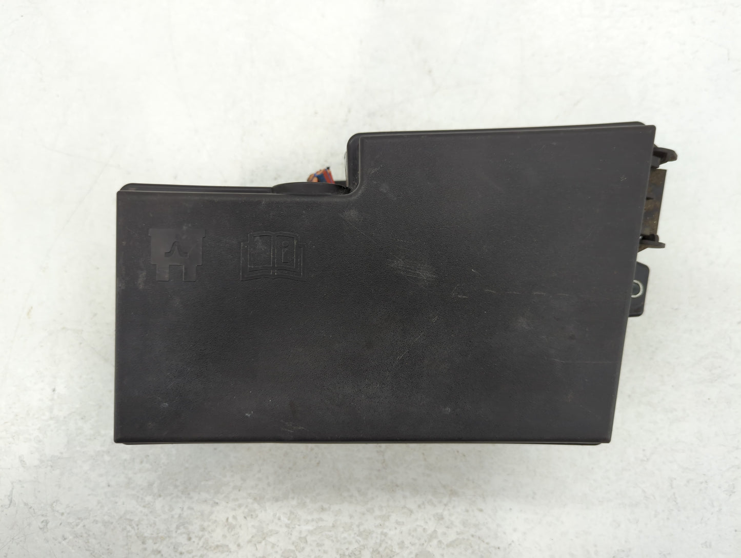 2013-2016 Ford Escape Fusebox Fuse Box Panel Relay Module P/N:19197 000 001 21090 000 001 Fits Fits 2013 2014 2015 2016 OEM 