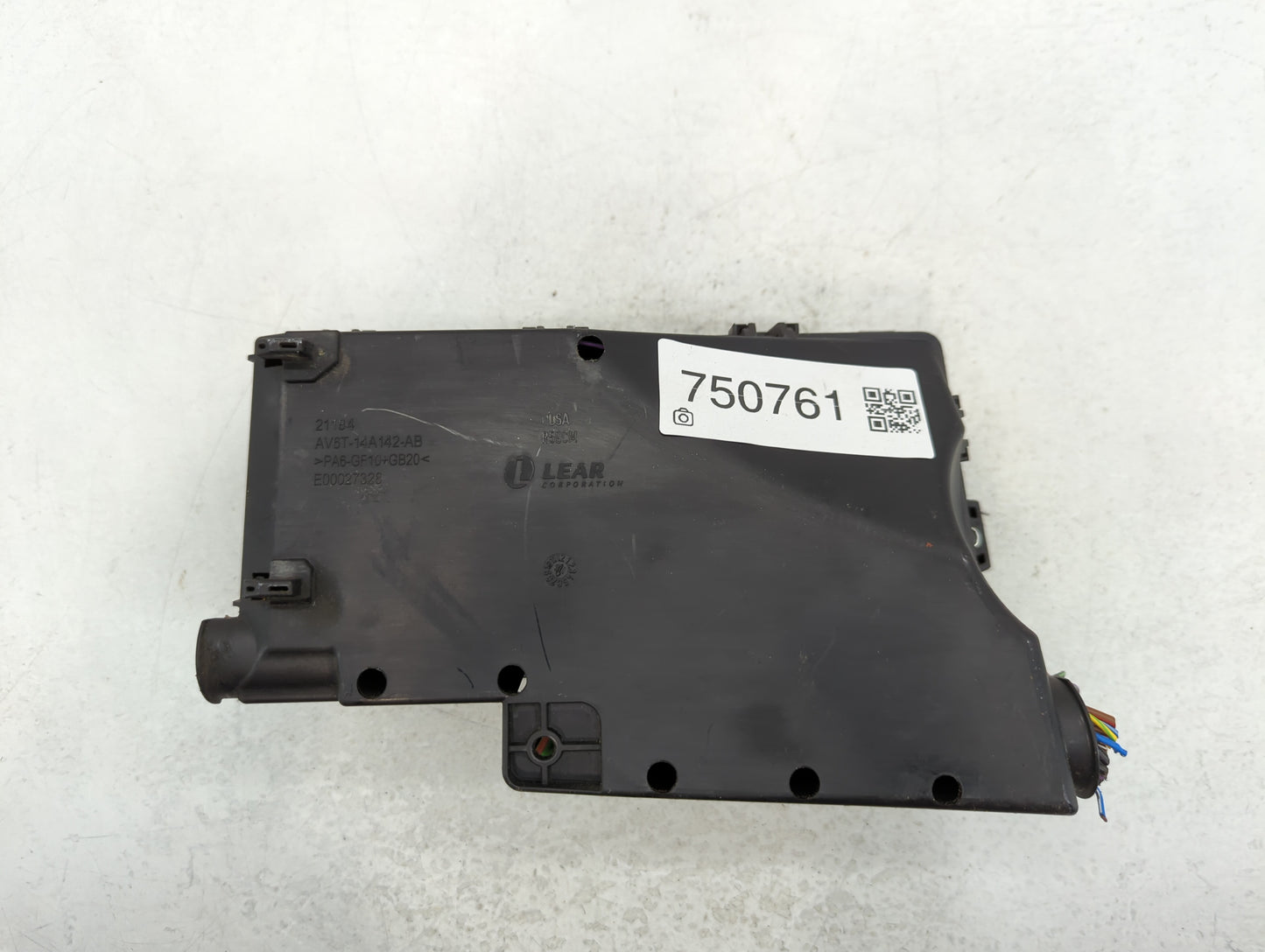 2013-2016 Ford Escape Fusebox Fuse Box Panel Relay Module P/N:19197 000 001 21090 000 001 Fits Fits 2013 2014 2015 2016 OEM 