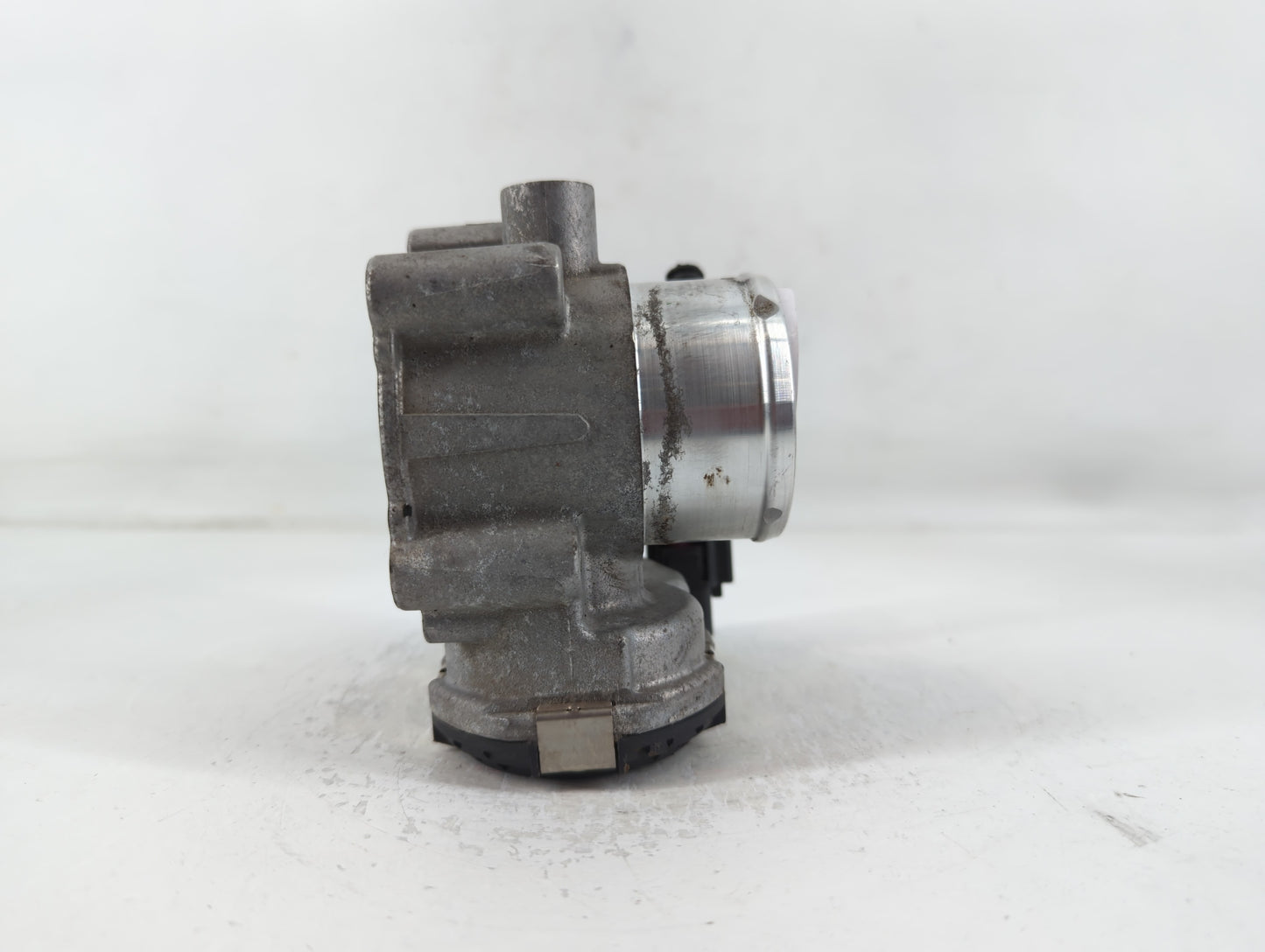 2013-2016 Ford Escape Throttle Body P/N:7S7G-9F991-CA Fits Fits 2013 2014 2015 2016 2017 2018 2019 OEM Used Auto Parts - Oem