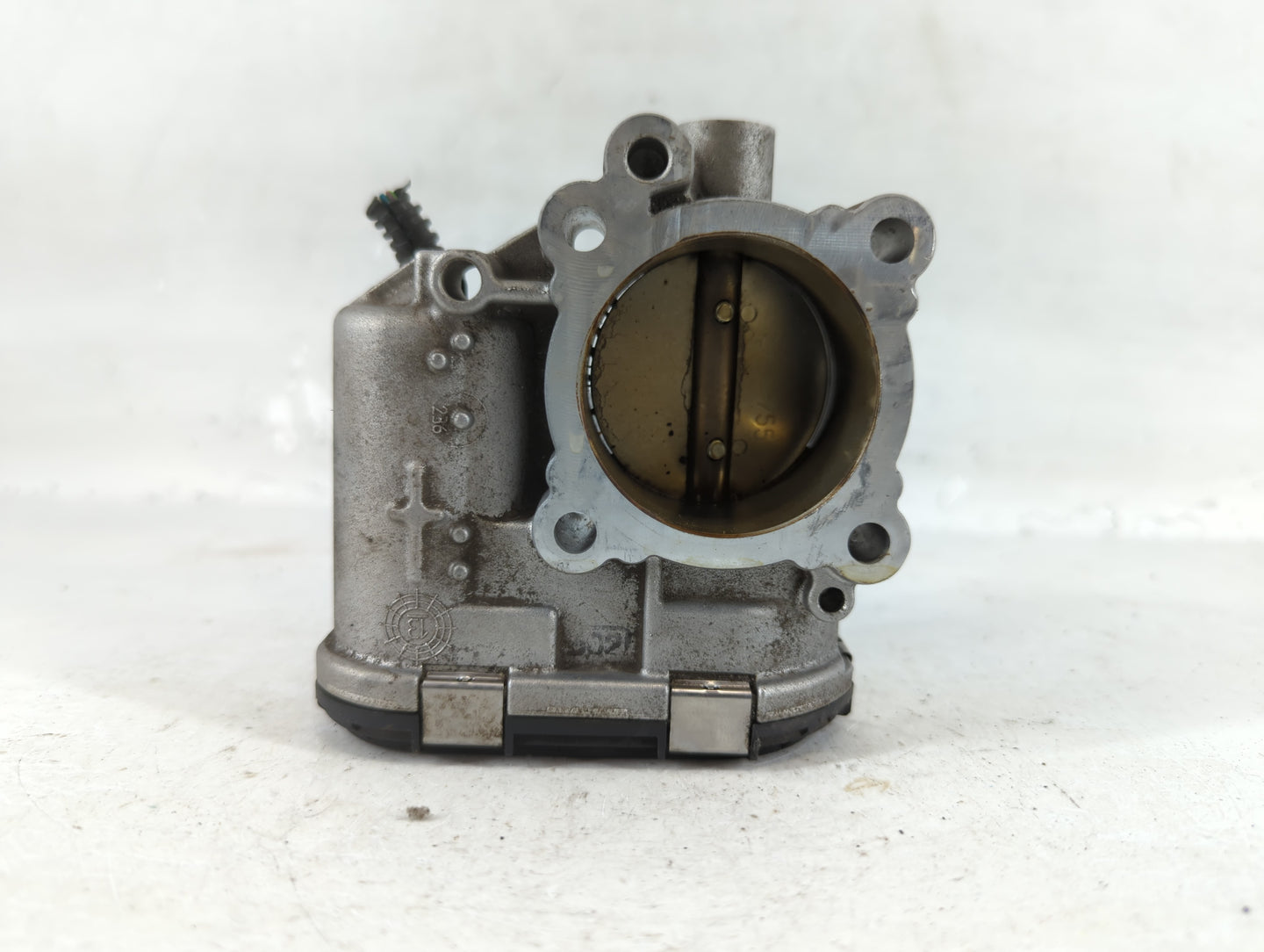 2013-2016 Ford Escape Throttle Body P/N:7S7G-9F991-CA Fits Fits 2012 2013 2014 2015 2016 2017 OEM Used Auto Parts - Oemuseda