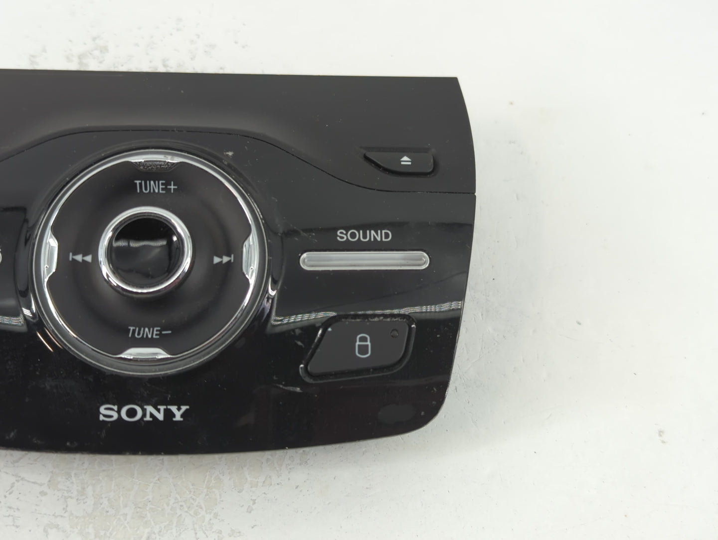 2013-2016 Ford Escape Radio AM FM Cd Player Receiver Replacement P/N:90151-696 CJ5T-18K811-FD Fits Fits 2013 2014 2015 2016 