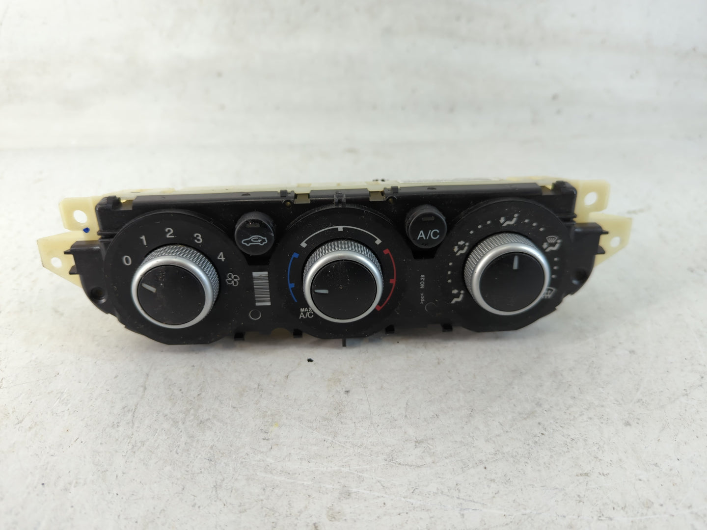 2013-2016 Ford Escape Climate Control Module Temperature AC/Heater Replacement P/N:CJ5T-19980-DC Fits Fits 2013 2014 2015 20
