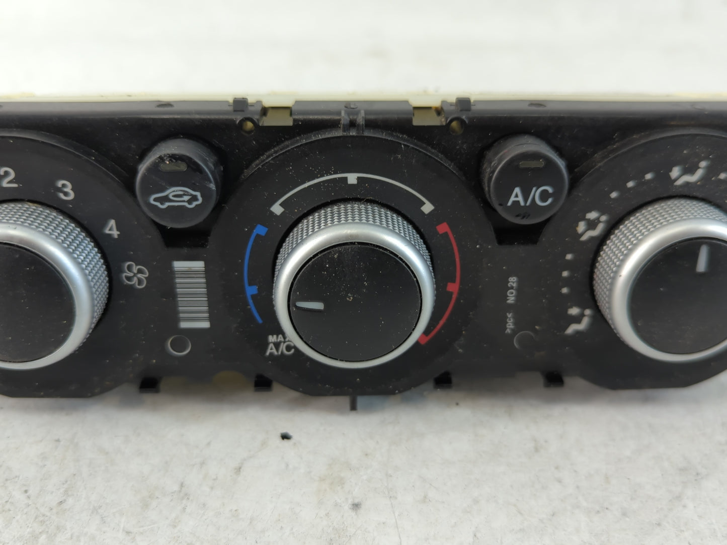 2013-2016 Ford Escape Climate Control Module Temperature AC/Heater Replacement P/N:CJ5T-19980-DC Fits Fits 2013 2014 2015 20