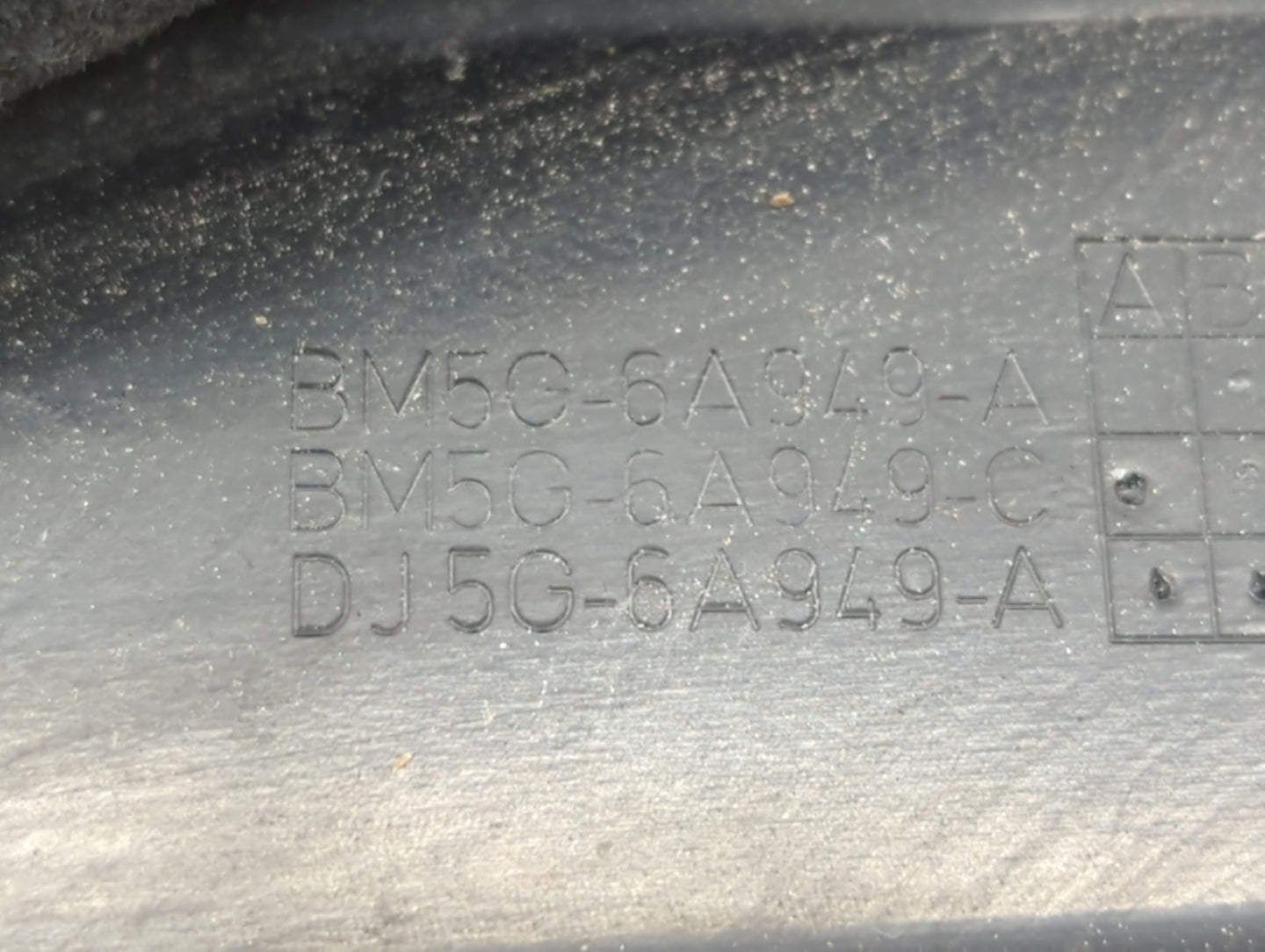 2016 Ford Escape Engine Cover - Oemusedautoparts1.com