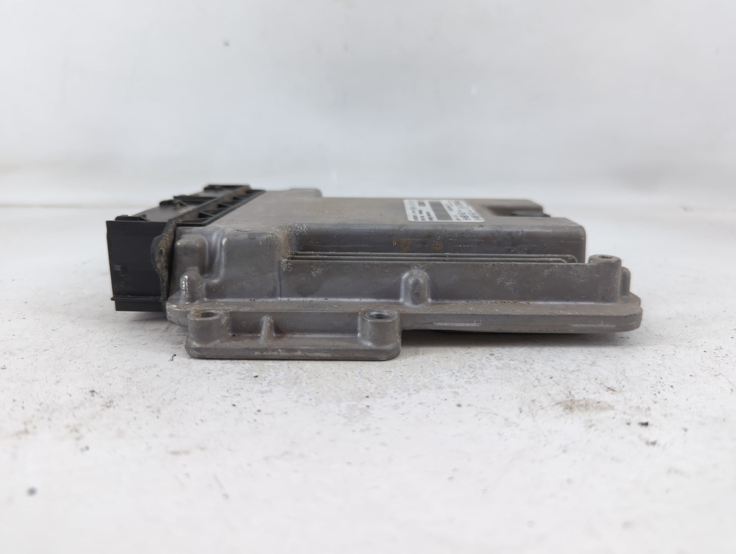 2015-2016 Ford Escape PCM Engine Control Computer ECU ECM PCU OEM P/N:FJ5A-12A650-VB Fits Fits 2015 2016 OEM Used Auto Parts
