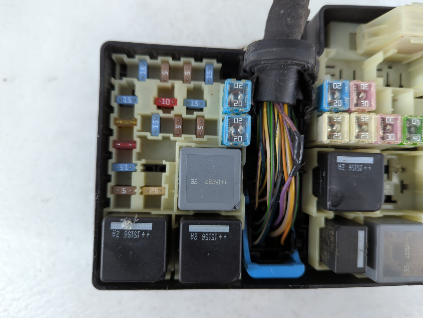 2013-2016 Ford Escape Fusebox Fuse Box Panel Relay Module P/N:E02345500 AV6T-14A067-AD Fits Fits 2013 2014 2015 2016 OEM Use