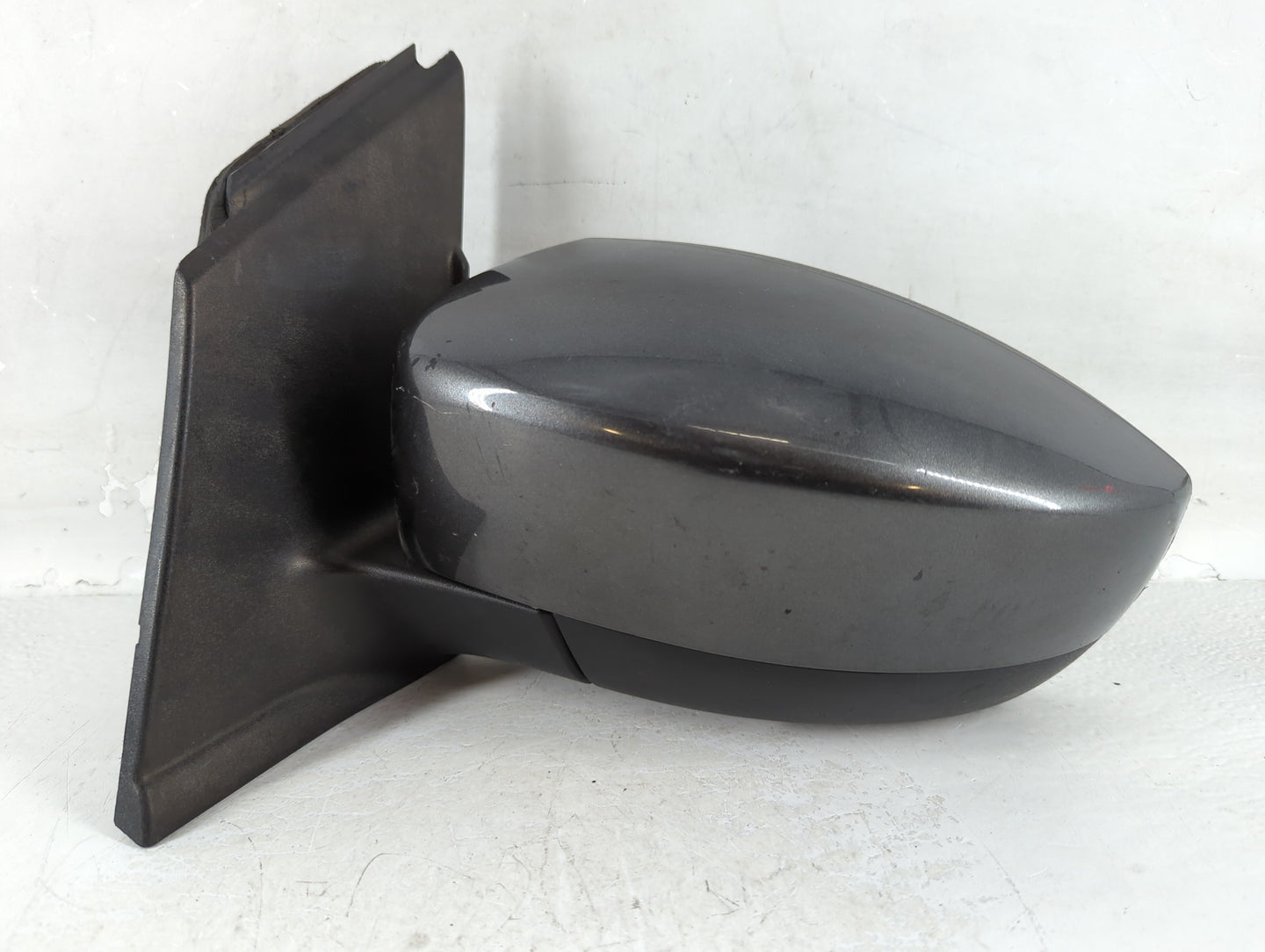 2013-2016 Ford Escape Driver Side View Mirror - Left Door Mirror OEM Used - Oemusedautoparts1.com