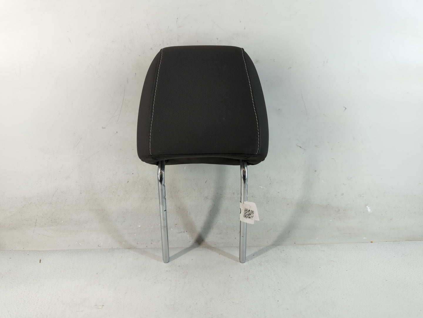 2016 Ford Escape Headrest Head Rest Front Driver Passenger Seat Fits OEM Used Auto Parts - Oemusedautoparts1.com