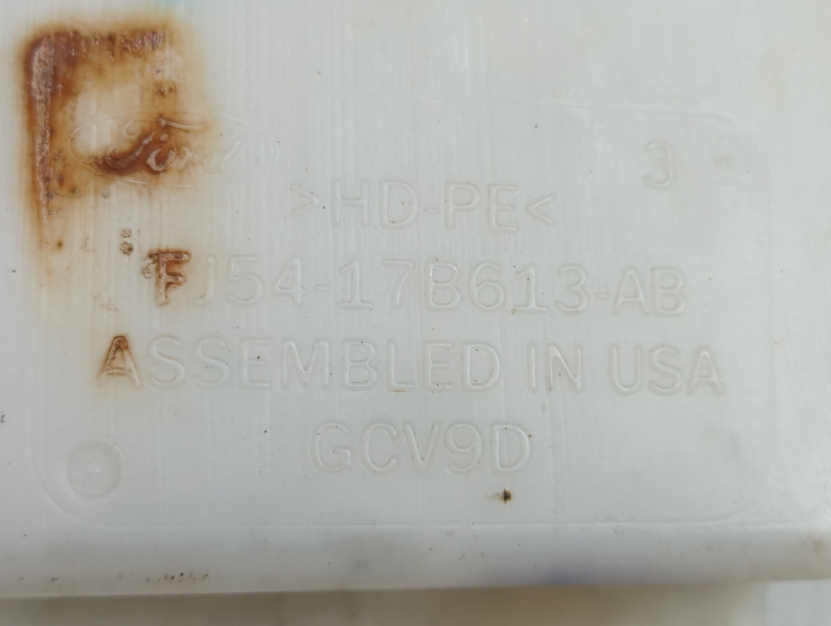 2015-2019 Ford Escape Windshield Washer Fluid Reservoir Bottle Oem 819937 - Oemusedautoparts1.com